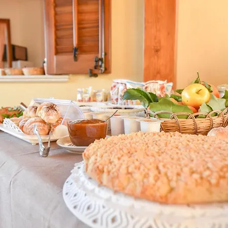 Aurora 카스텔루치오