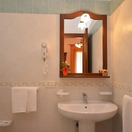 Bed & Breakfast Aurora 3*